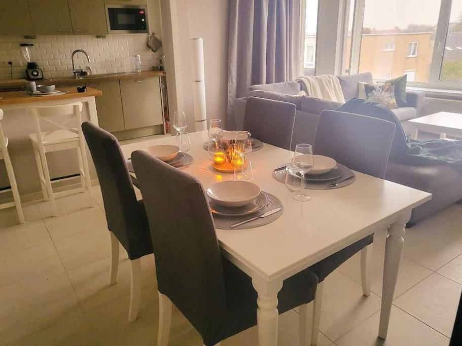 Gezellig Appartement In Brugge, Nabij Damme. Extérieur photo