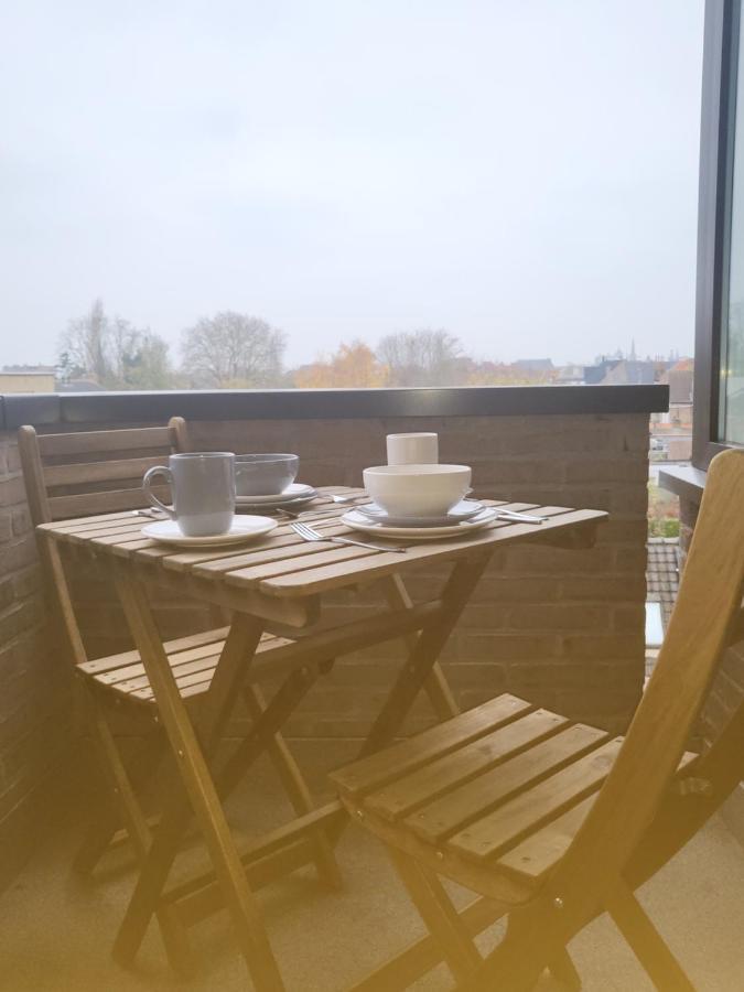 Gezellig Appartement In Brugge, Nabij Damme. Extérieur photo